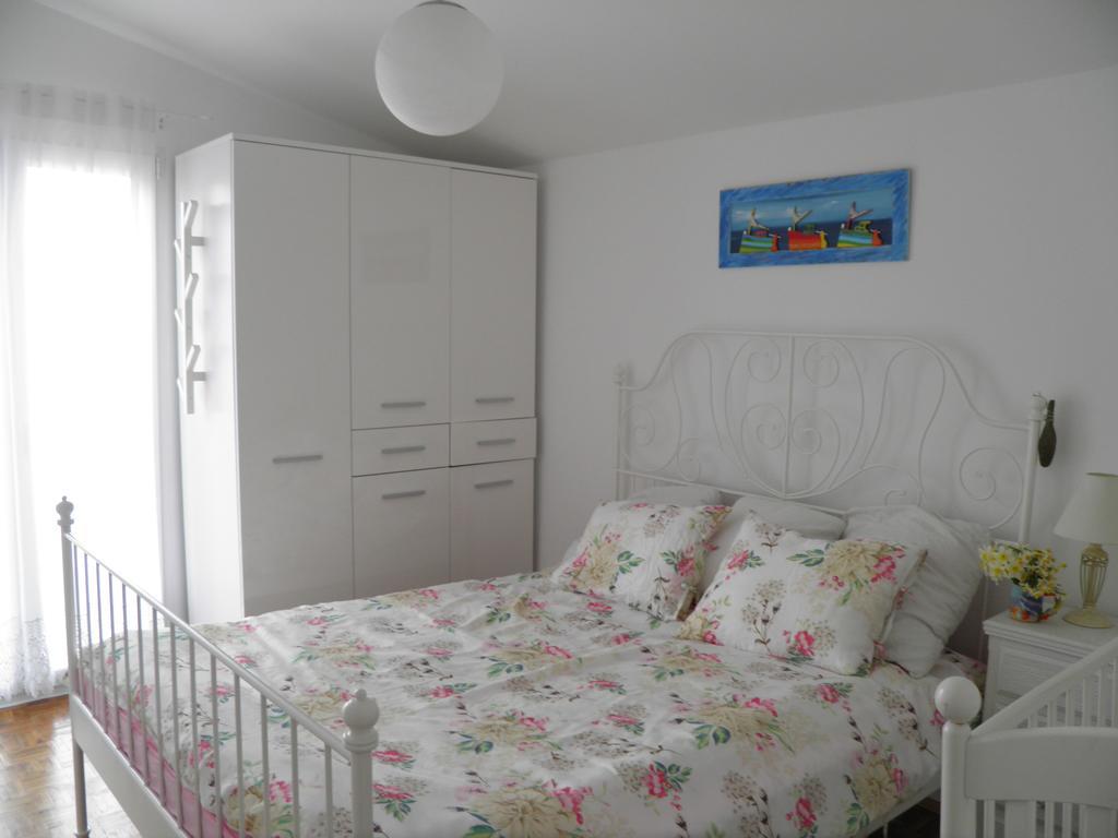 Apartments Marija Vir Exterior photo